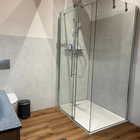 Artemis Zimmervermietung 1 *