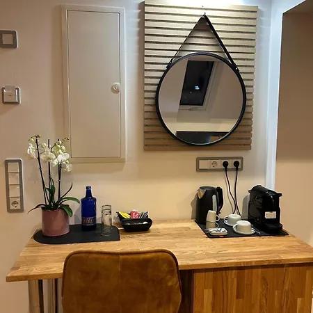 公寓 Artemis Zimmervermietung 1 *